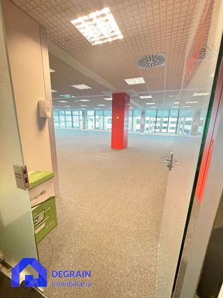Oficina en alquiler en Montecerrao en Oviedo