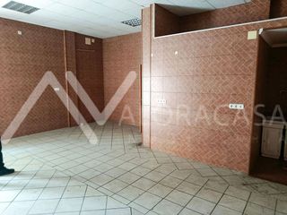 Local comercial en alquiler en Portada Alta - Pol. Crta. De Cártama en Málaga