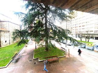 Oficina en alquiler en Plaza España - Villa Pilar - Reyes Católicos - Vadillos en Burgos