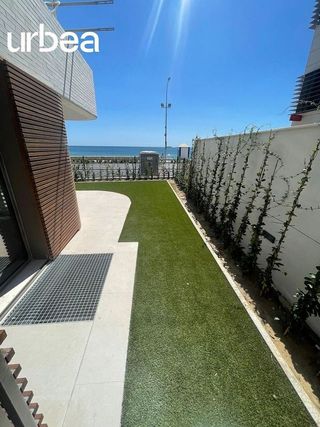 Piso en alquiler en El Mayorazgo - El Limonar en Málaga