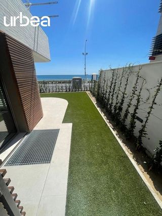 Piso en alquiler en El Mayorazgo - El Limonar en Málaga