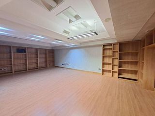 Local comercial en alquiler en Plaza España - Villa Pilar - Reyes Católicos - Vadillos en Burgos