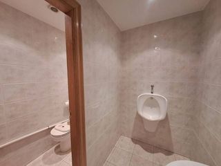 Local comercial en alquiler en Plaza España - Villa Pilar - Reyes Católicos - Vadillos en Burgos