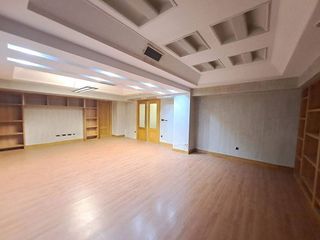 Local comercial en alquiler en Plaza España - Villa Pilar - Reyes Católicos - Vadillos en Burgos