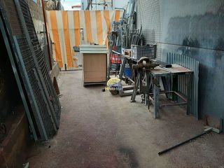 Nave industrial en alquiler en Avda. de Abril. - 9 de octubre en Sagunto