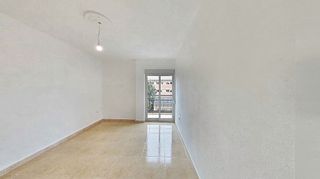 Piso en alquiler en Los Ángeles en Alicante