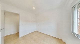 Piso en alquiler en Los Ángeles en Alicante