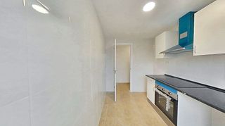 Piso en alquiler en Los Ángeles en Alicante