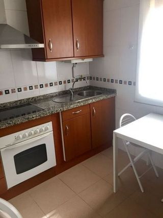 Piso en alquiler en Martín Carpena - Torre del Río en Málaga