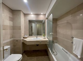 Piso en alquiler en Playa de la Fontanilla en Marbella