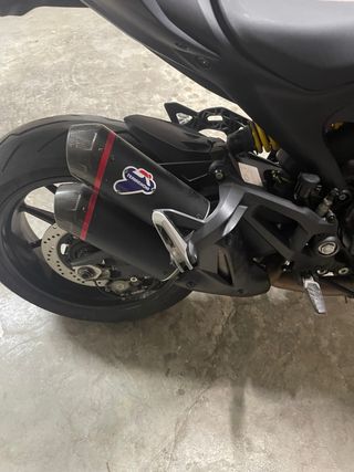 Ducati Monster 937 Negra 2021