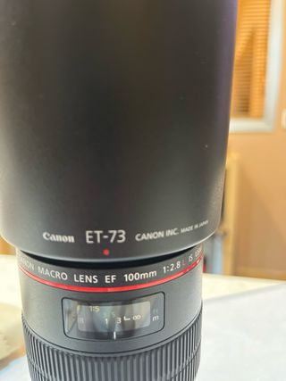Canon EF 100mm f/2.8L Macro IS USM