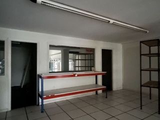 Local comercial en venta en Ensanche en Pamplona