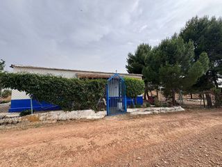 Terreno en venta en Valdepeñas