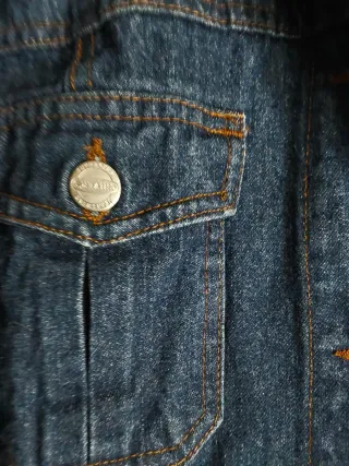 Chaqueta tejana con cinturón