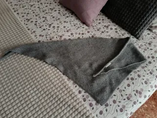 Bandana de punto gris