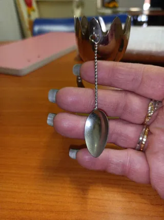 Porta uovo vintage onice e metallo