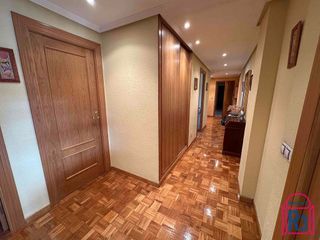 Piso en venta en La Vega - Oteruelo en León