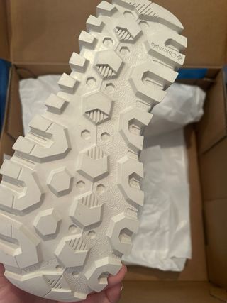 Botas de nieve Columbia beige y blancas