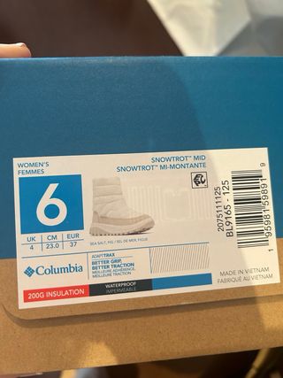 Botas de nieve Columbia beige y blancas