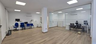 Local comercial en venta en Maria Auxiliadora - Barriada LLera en Badajoz