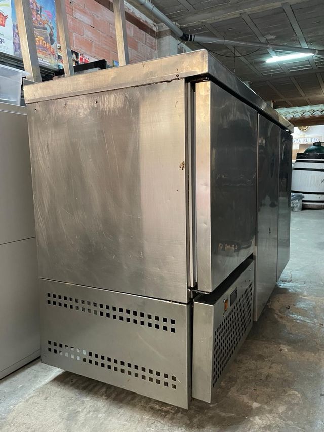 Nevera industrial 3 puertas 150 cm