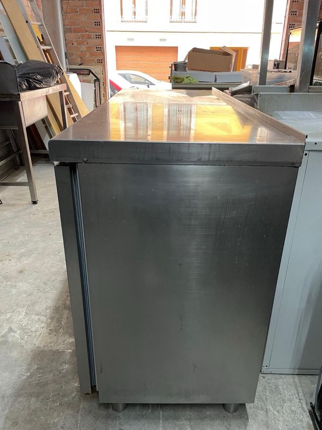 Nevera industrial 3 puertas 150 cm