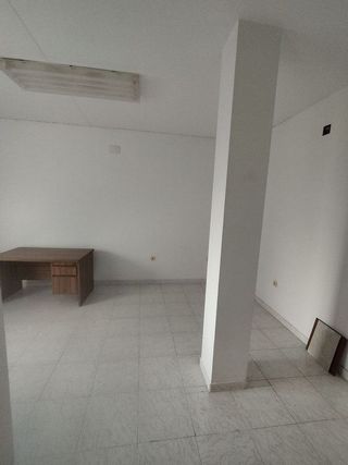 Local comercial en venta en Tomelloso