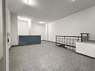 Local comercial en venta en Juan de la Cierva en Getafe