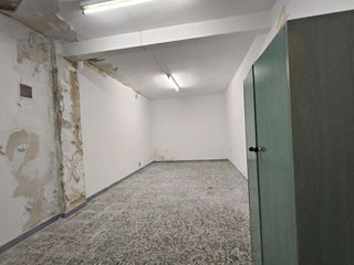 Local comercial en venta en Juan de la Cierva en Getafe