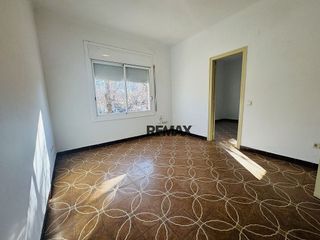 Casa adosada en venta en Veinat en Salt