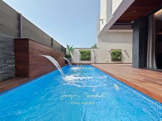 Chalet en alquiler en Montmar en Castelldefels