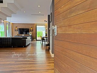 Chalet en alquiler en Montmar en Castelldefels