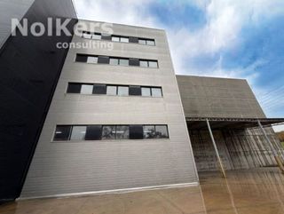 Nave industrial en alquiler en Santa Perpètua de Mogoda