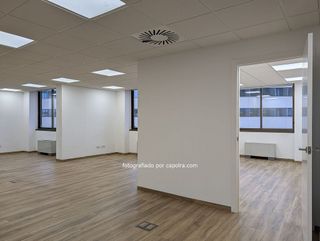 Oficina en alquiler en Sant Just Desvern