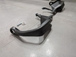 Protectores de puños para moto