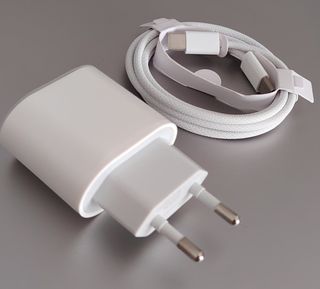 Cargador Rápido 35W compartible iPhone 15 16 17