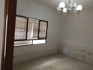 Casa adosada en venta en Candeleda