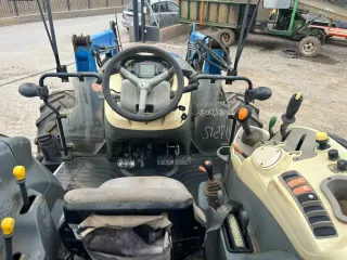 Tractor Landini 4-105 con pala