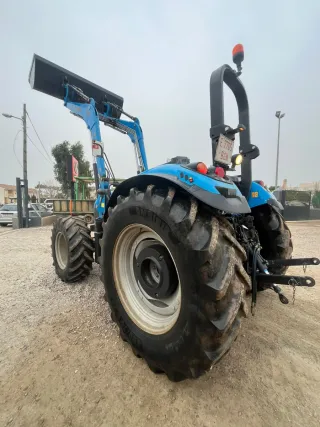 Tractor Landini 4-105 con pala