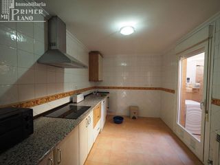 Casa adosada en venta en Tomelloso