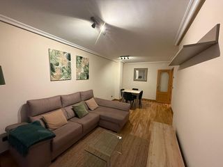 Piso en alquiler en Zona Teatro Campoamor en Oviedo