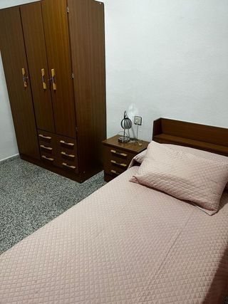 Piso en alquiler en Barrio de Zaidín en Granada