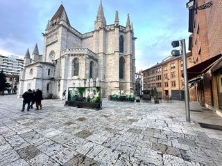 Local comercial en alquiler en Centro en Valladolid