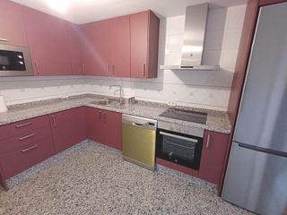 Piso en alquiler en Ciudad Jardín - Zoco en Córdoba