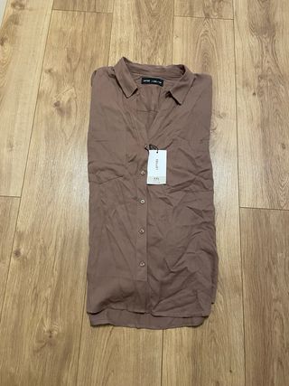 Camisa marrón chocolate botones