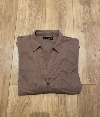 Camisa marrón chocolate botones