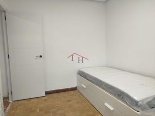 Piso en alquiler en Centro Ciudad en León