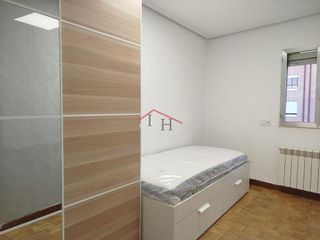 Piso en alquiler en Centro Ciudad en León