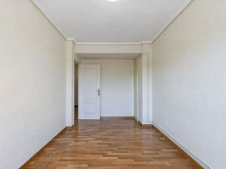 Piso en alquiler en Montolivet en Valencia